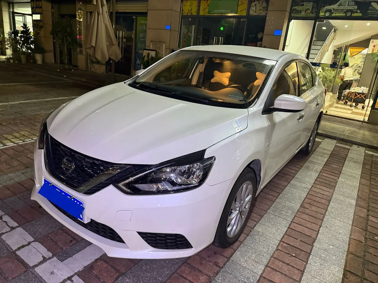 打开图片灯箱:Nissan 2024 Xuanyi Classic 1.6 Stepless XE Comfort Edition (Change 2) Automatic Gear