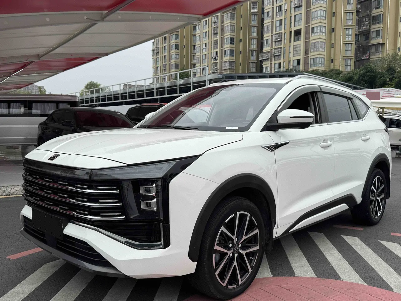 打开图片灯箱:Enranger 2022 Enranger X8 PLUS 1.5TGDI Smart Edition 7-seat Automatic Gear