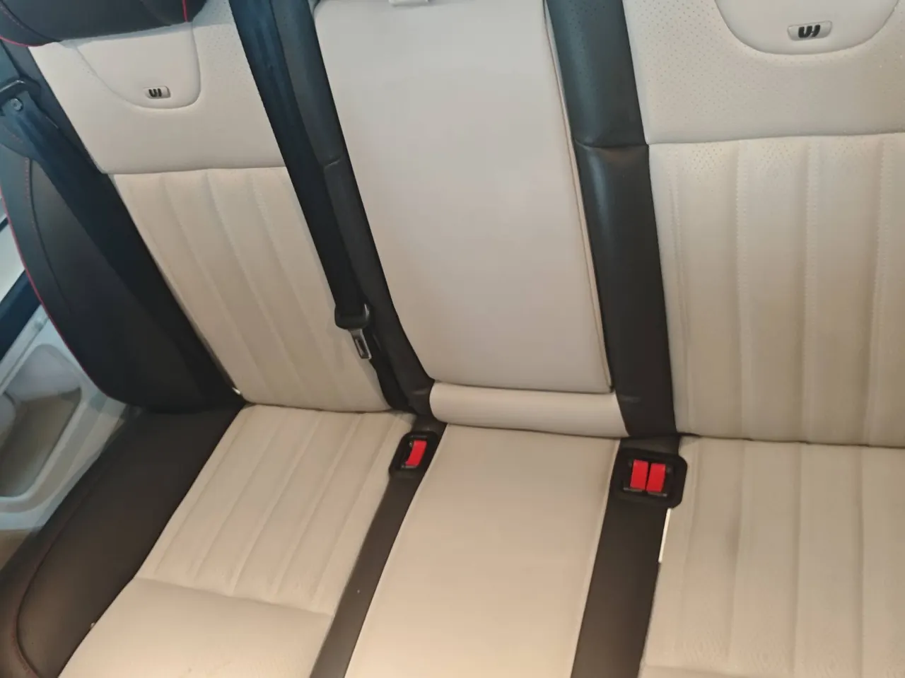 Mercedes Benz V 2021V 260 L 2.0T Premium Edition Automatic Gear 10