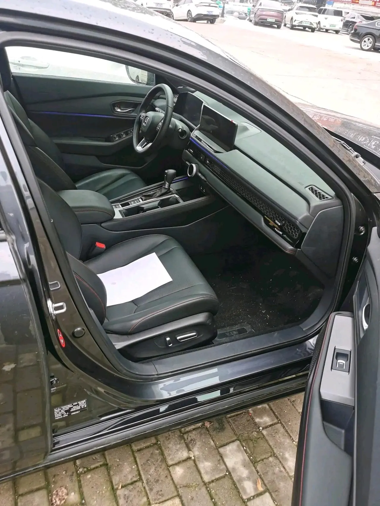 Honda 2023 11th generation Accord 1.5T stepless 260TURBO flagship automatic gear 3