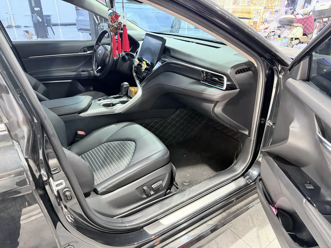 Toyota 2022 Camry 2.0S Stepless Knight Edition Automatic Gear 8
