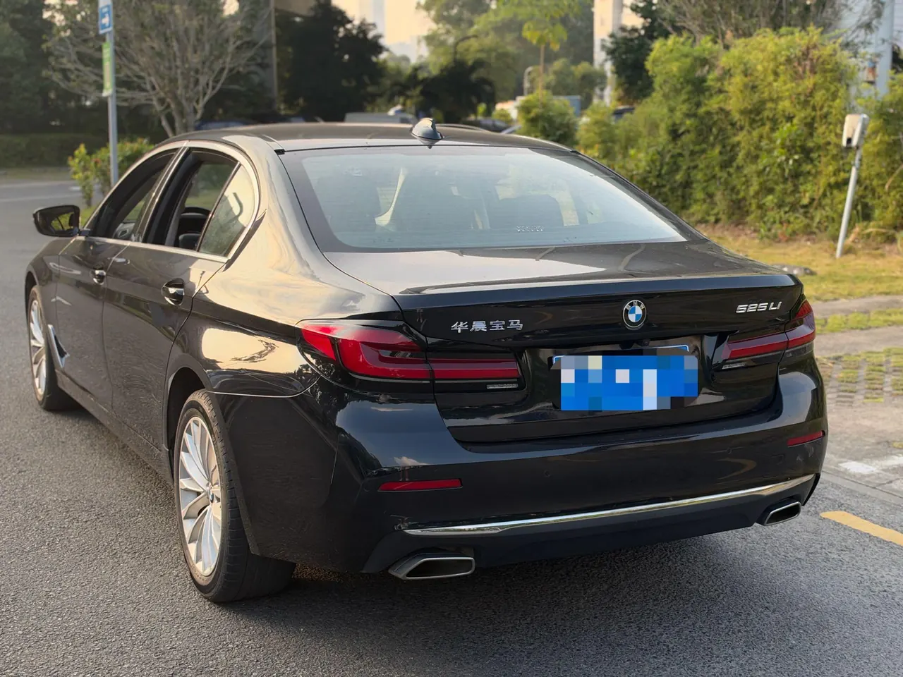 BMW 5 Series 2022 525Li 2.0T Luxury Suit (Modified) Automatic Gear 4
