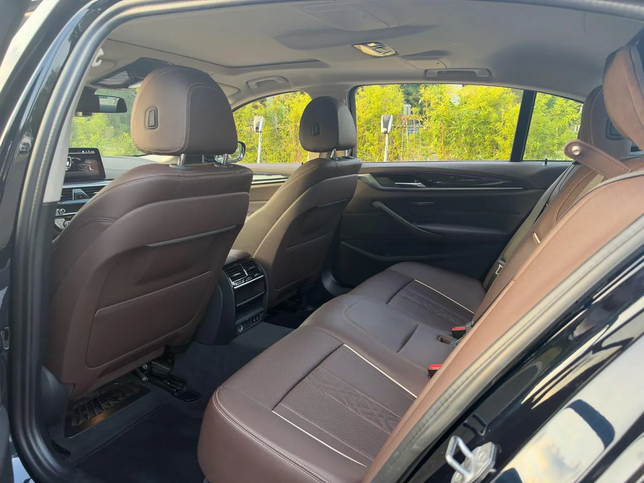 BMW 5 Series 2022 525Li 2.0T Luxury Suit (Modified) Automatic Gear 9