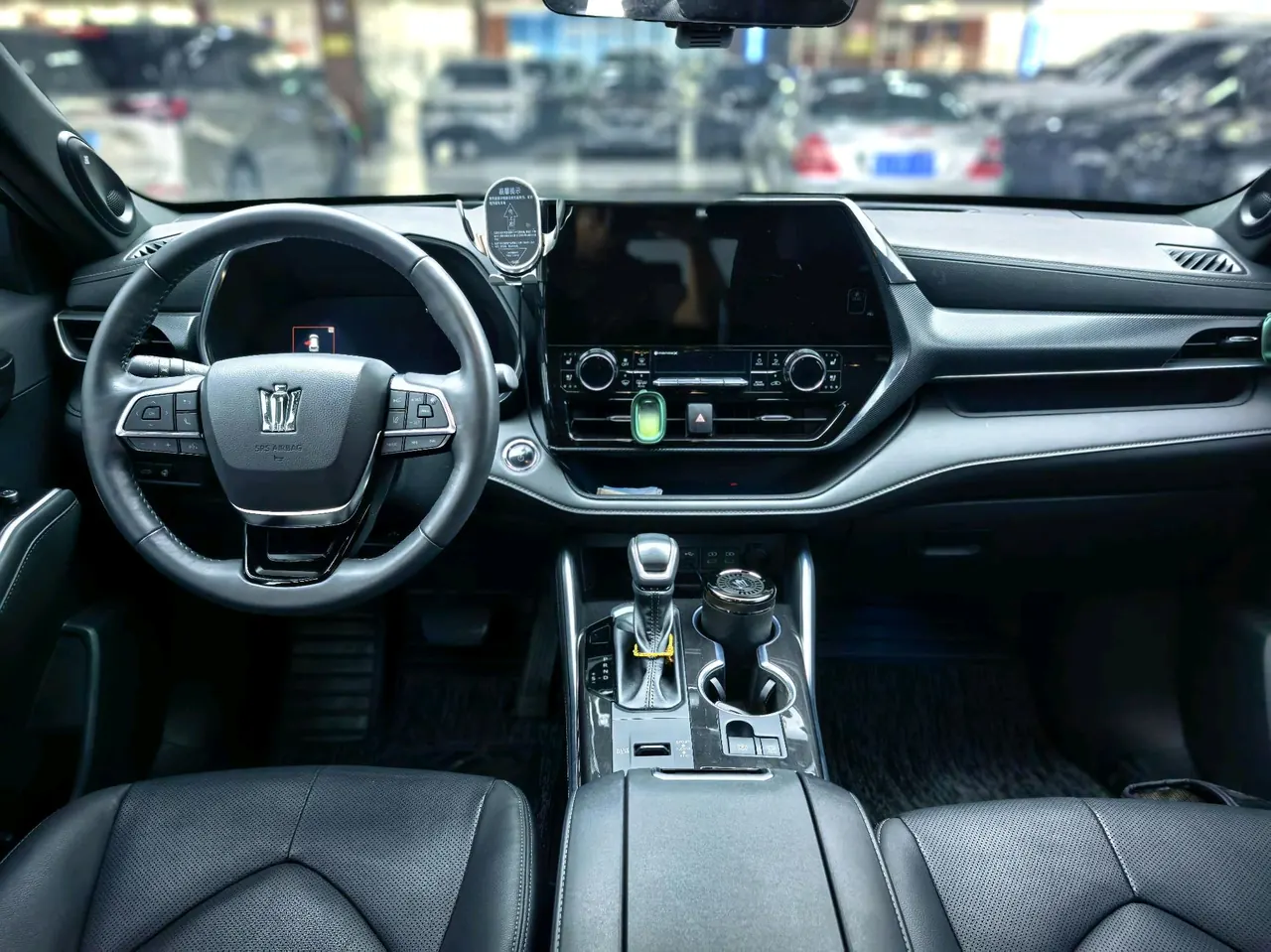 Toyota 2022 Crown Land Release 2.5 Stepless Four-wheel Drive Flagship Automatic Gear 4