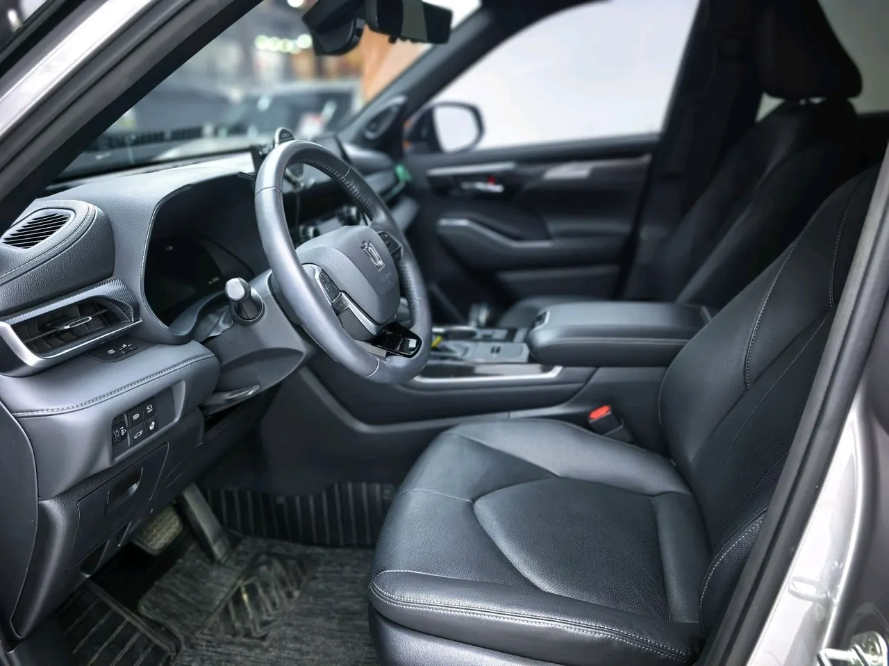 Toyota 2022 Crown Land Release 2.5 Stepless Four-wheel Drive Flagship Automatic Gear 5