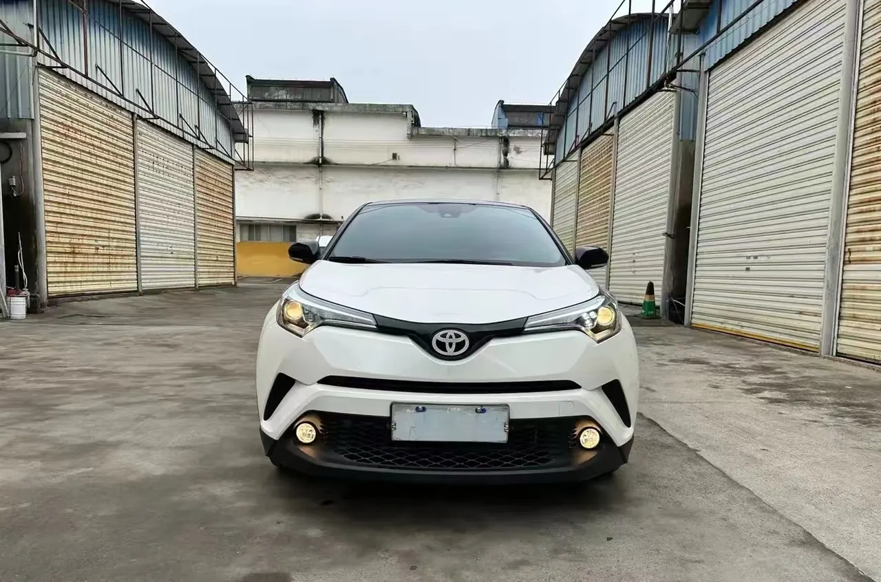 Toyota 2020 C- HR 2.0 Stepless Deluxe Edition Automatic Gear 2