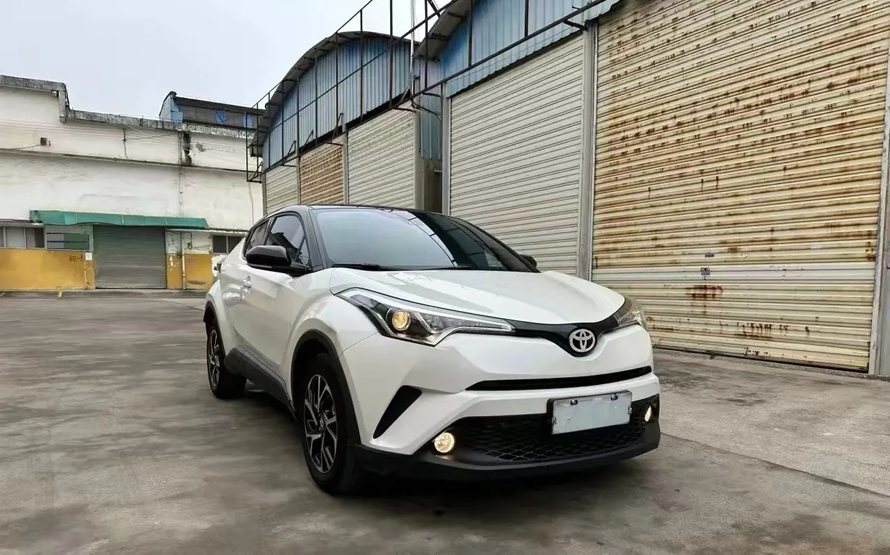 Toyota 2020 C- HR 2.0 Stepless Deluxe Edition Automatic Gear 3