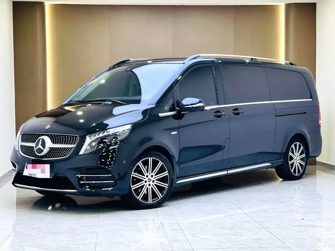 Mercedes Benz V 2022V 260 L 2.0T Deluxe Edition Automatic Gear - View 1