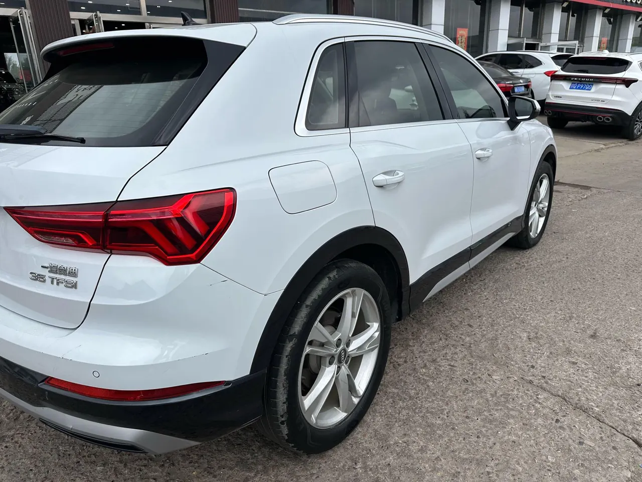 Audi 2020 Q3 1.4TFSI 35TFSI Fashion Elegant Automatic Gear 3