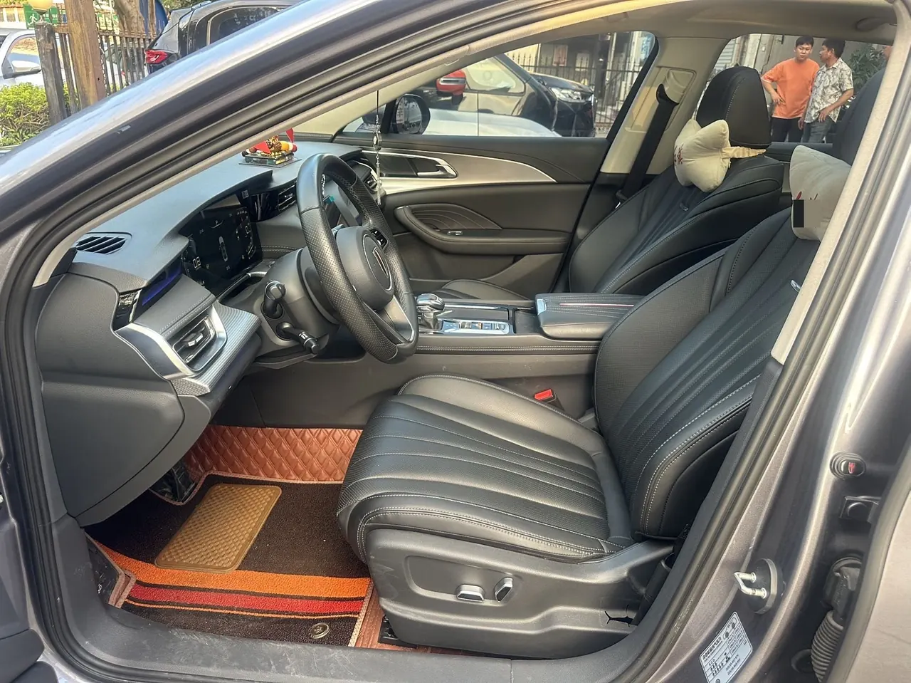 HongQi 2023 H5 2.0T Zhilian Flag Edition Automatic Gear 7