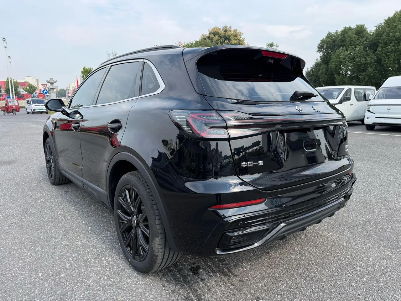 HongQi 2025 HS5 2.0T Two-Drive Xuan Ying Edition Automatic Gear 5