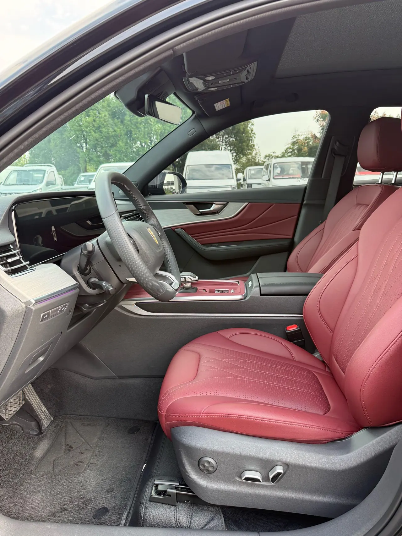 HongQi 2025 HS5 2.0T Two-Drive Xuan Ying Edition Automatic Gear 8