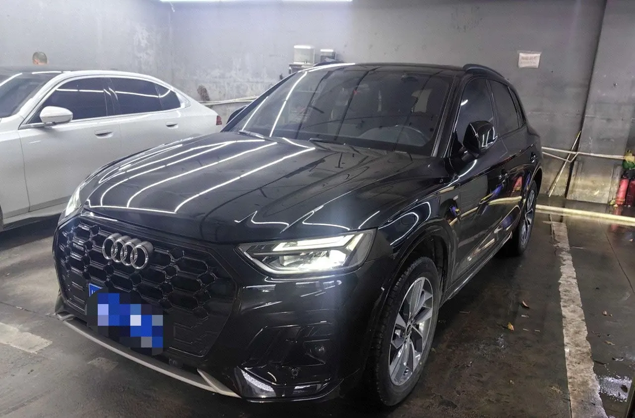 Open image lightbox: Audi 2023 Q5L 2.0TFSI 40TFSI luxury dynamic automatic