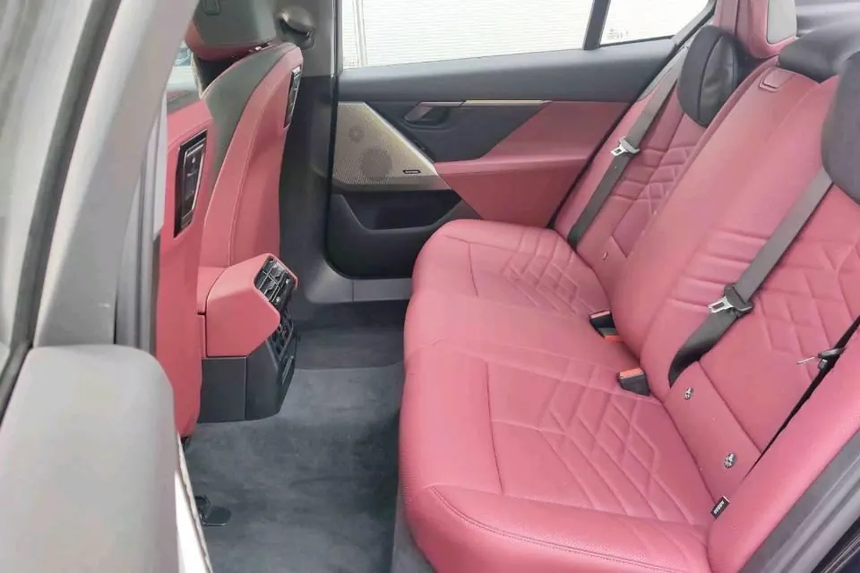BMW 2025 i5 eDrive 40L M sports suit automatic gear 5