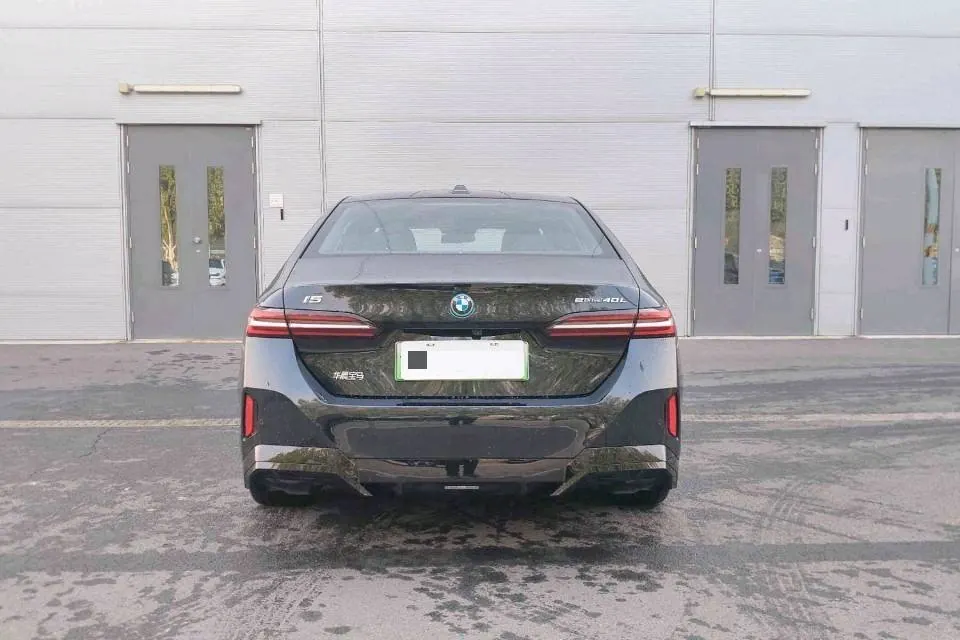 BMW 2025 i5 eDrive 40L M sports suit automatic gear 7