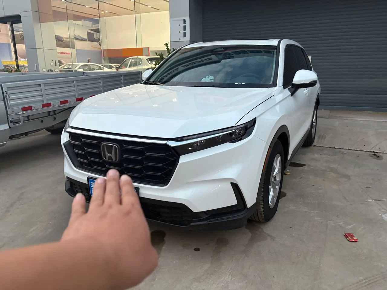 Open image lightbox: Honda 2023 CR-V 1.5T Stepless 240TURBO Two-Drive Front is still 5-seat Automatic Gear