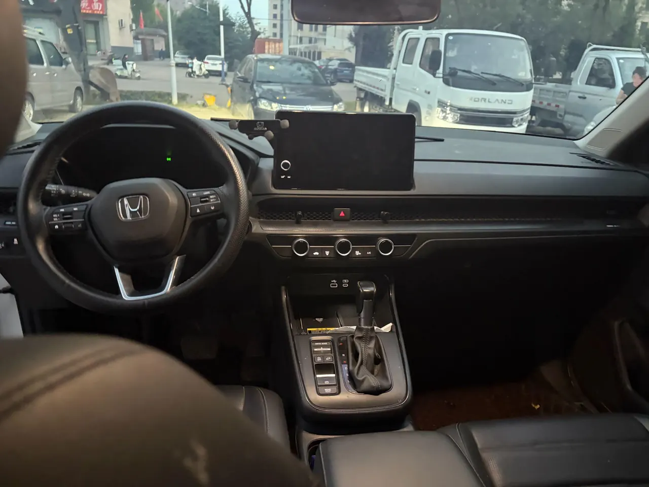 Honda 2023 CR-V 1.5T Stepless 240TURBO Two-Drive Front is still 5-seat Automatic Gear 4