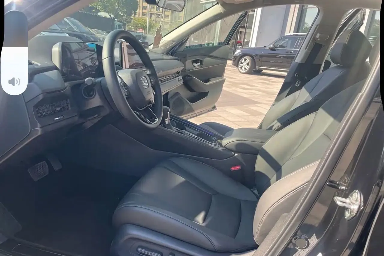 Honda 2025 11th Generation Accord 1.5T Stepless 260TURBO Sports Series Deluxe Automatic Gear 5