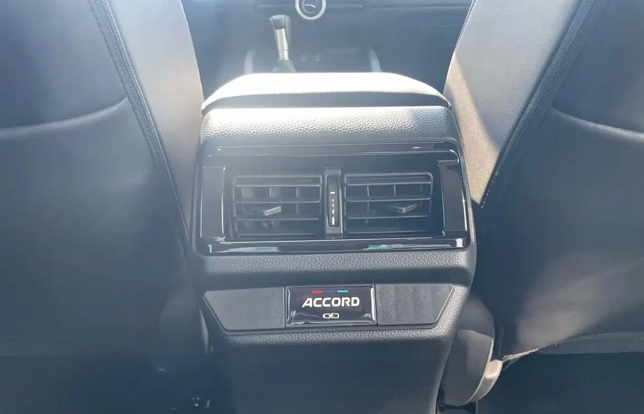Honda 2025 11th Generation Accord 1.5T Stepless 260TURBO Sports Series Deluxe Automatic Gear 7