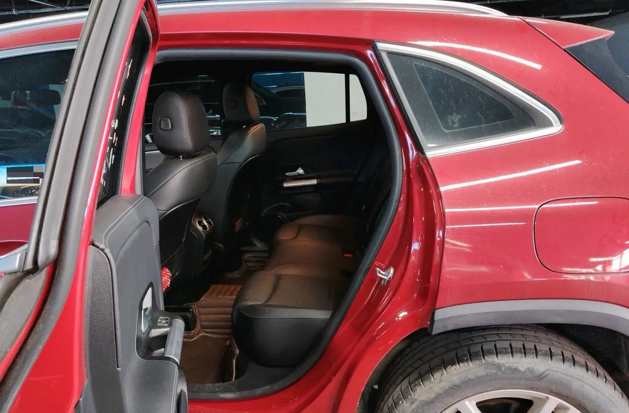 Mercedes Benz 2022 GLA 180 1.3T (modified) automatic gear 4