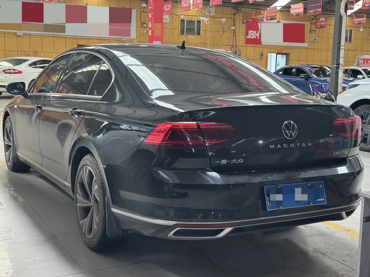 Volkswagen 2020 Magotan 2.0TSI 330TSI luxury automatic transmission 4