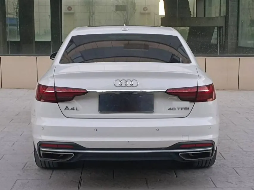 Audi 2020 A4L 2.0TFSI 40TFSI Fashion Elegant Automatic 8