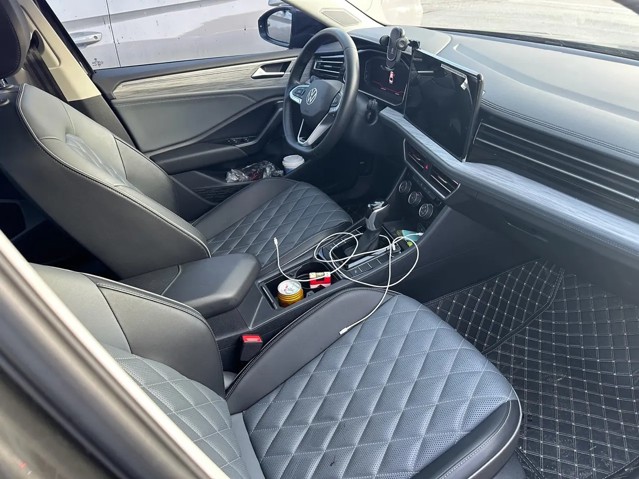 Volkswagen 2023 Sagitar 1.5TSI 300TSI Exceed Edition Automatic 3