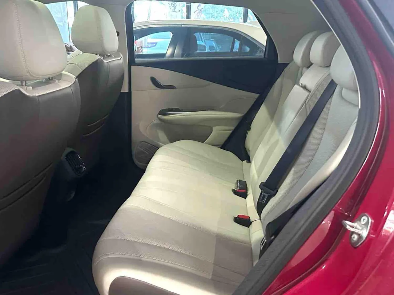 BYD 2025 Dolphin Smart Driving 410km Fashion Automatic Gear 3