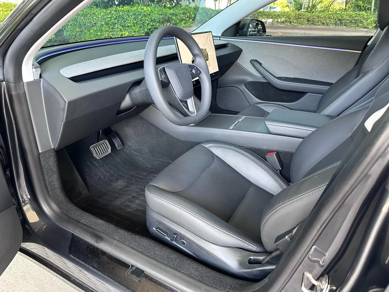 Tesla 2023 Model 3 Rejuvenation Edition Rear Wheel Drive Automatic Transmission 19