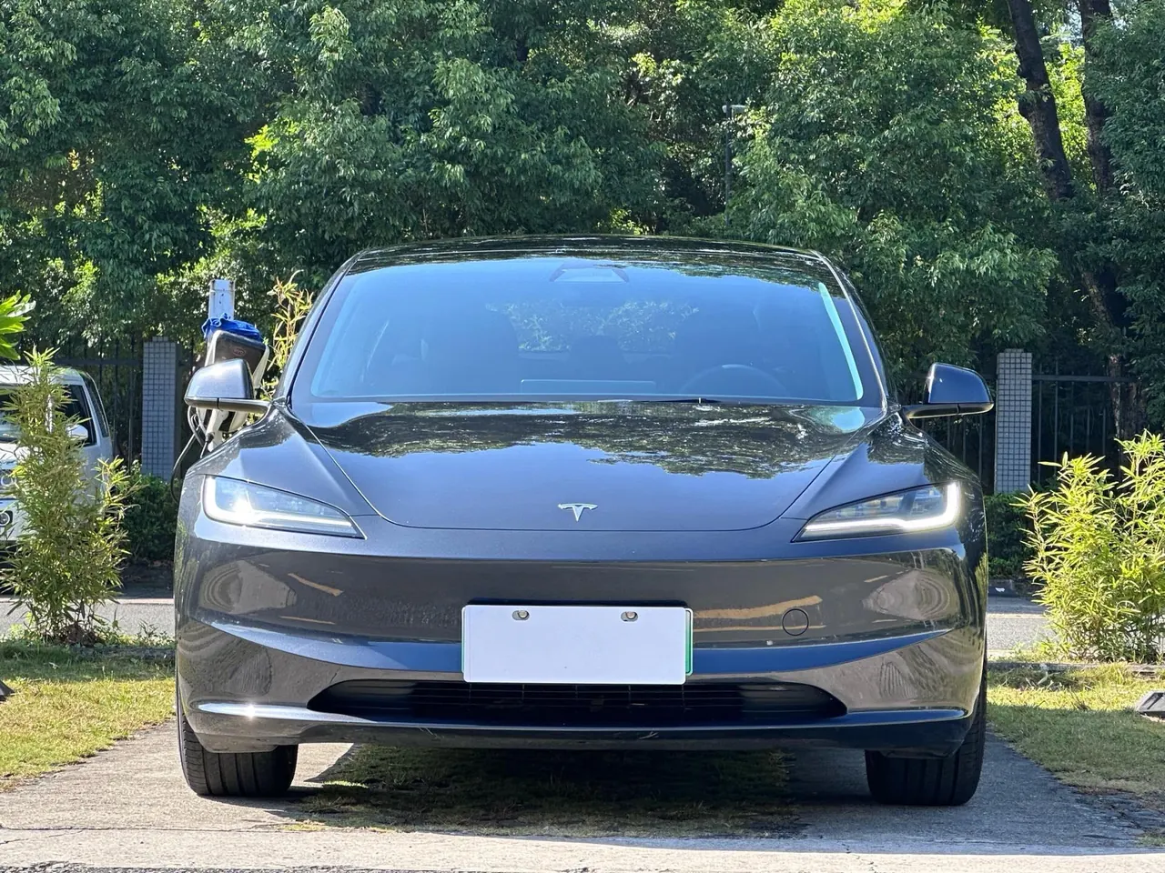 Tesla 2023 Model 3 Rejuvenation Edition Rear Wheel Drive Automatic Transmission 2