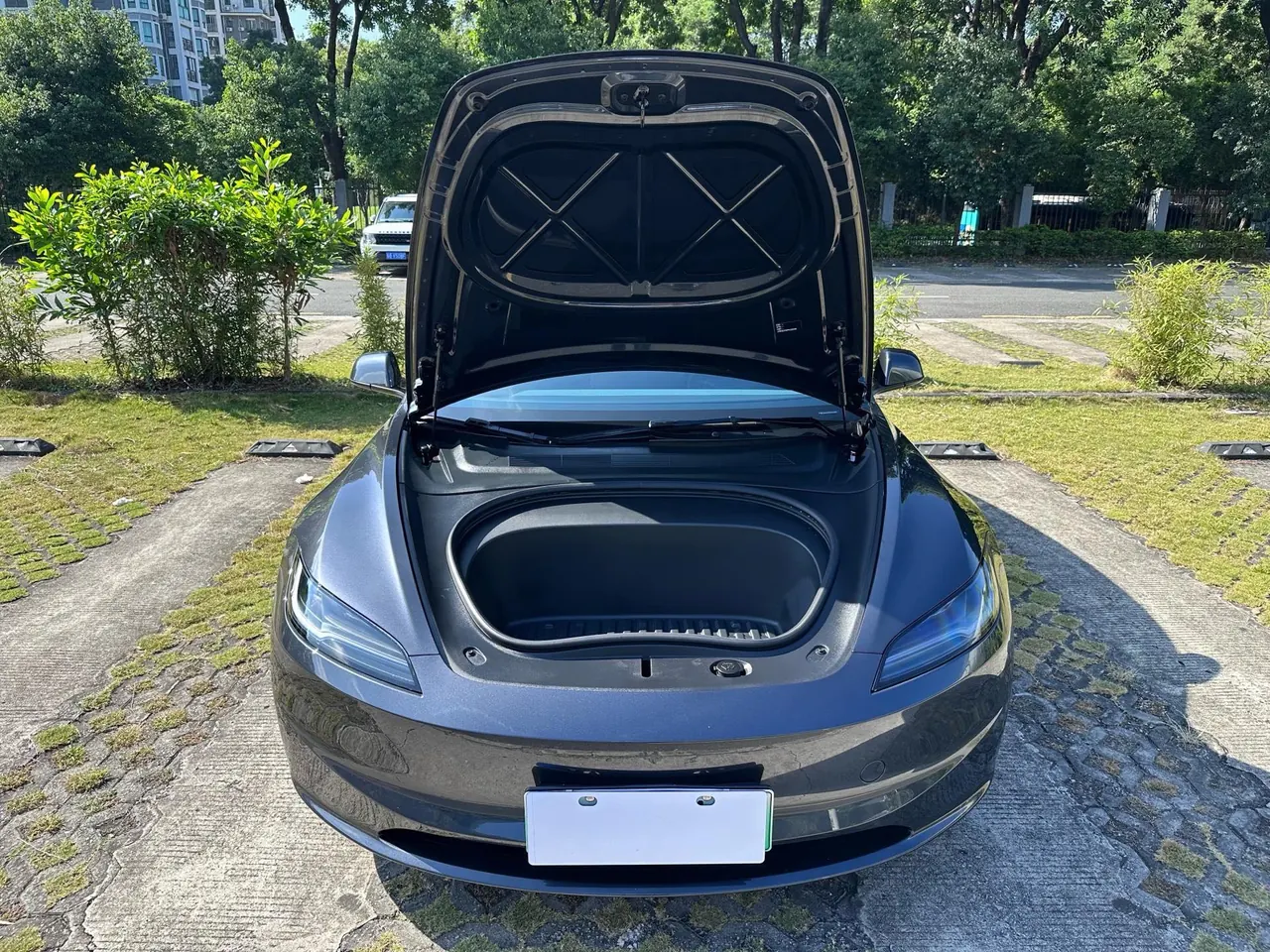 Tesla 2023 Model 3 Rejuvenation Edition Rear Wheel Drive Automatic Transmission 4