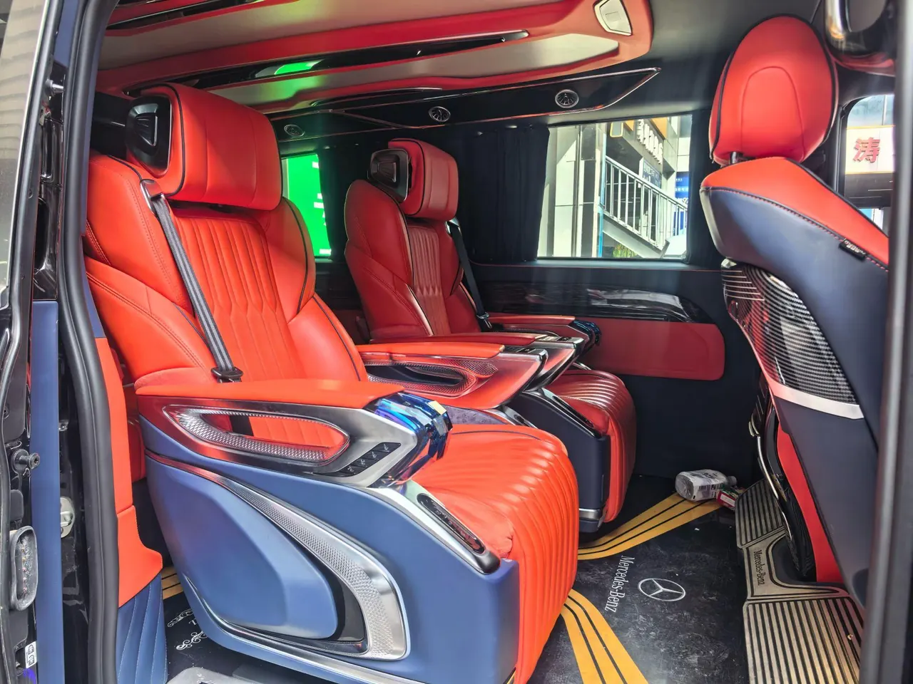 Mercedes Benz 2023 Vito 2.0T Elite Edition 7-seat Automatic Gear 10