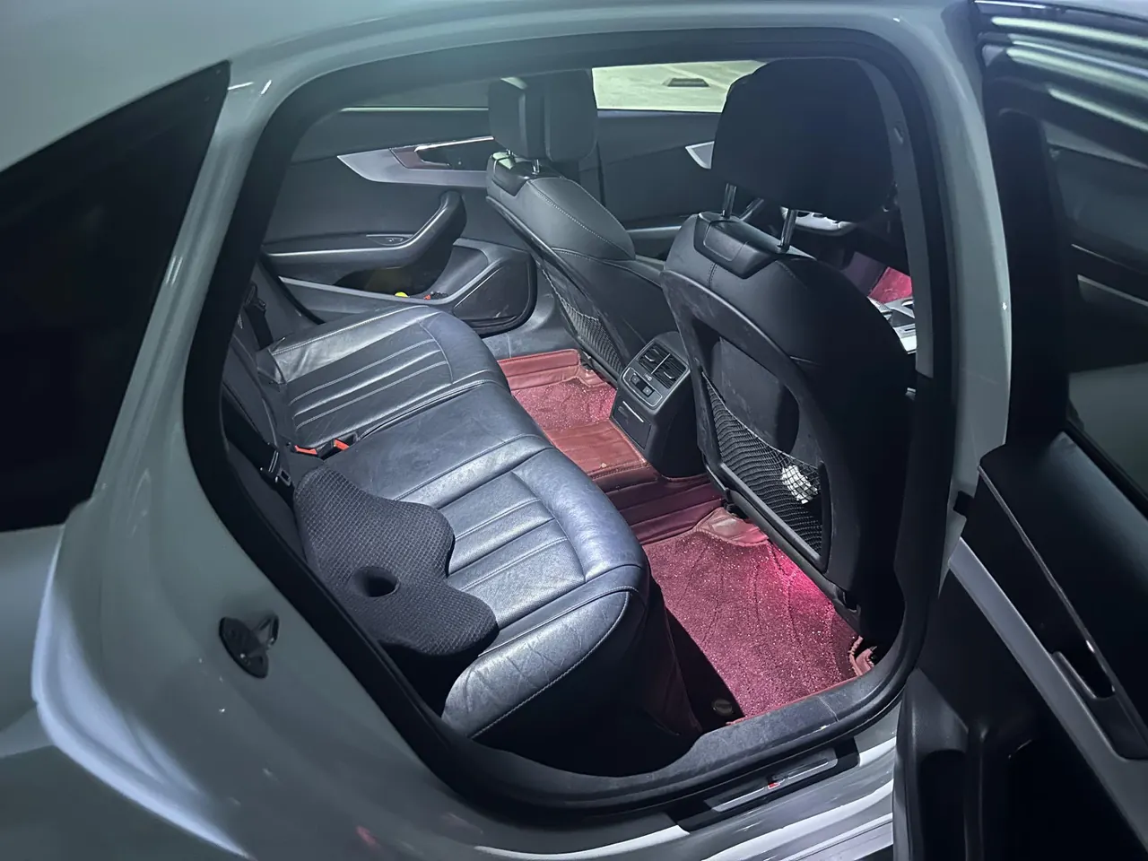 Audi 2020 A4L 2.0TFSI 40TFSI Deluxe Dynamic Automatic 9