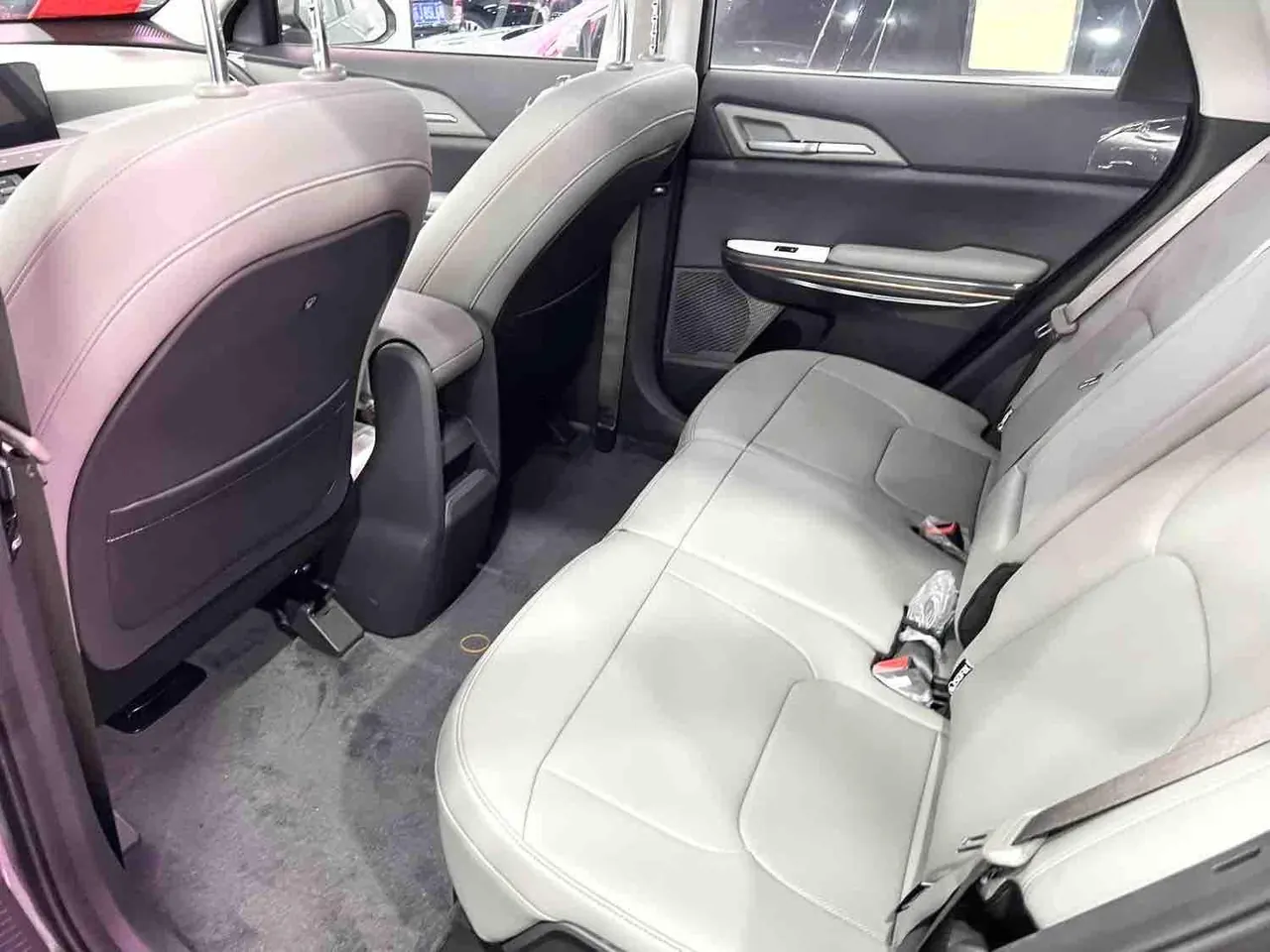 Kia 2025 EV 5 530 Air automatic gear 4