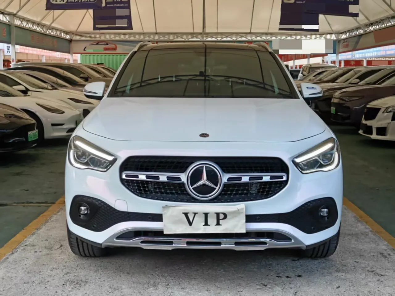 Mercedes Benz 2020 GLA 200 1.3T automatic gear 2