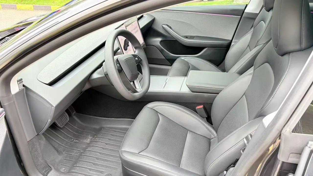 Tesla 2023 Model 3 Rejuvenation Edition Rear Wheel Drive Automatic Transmission 3