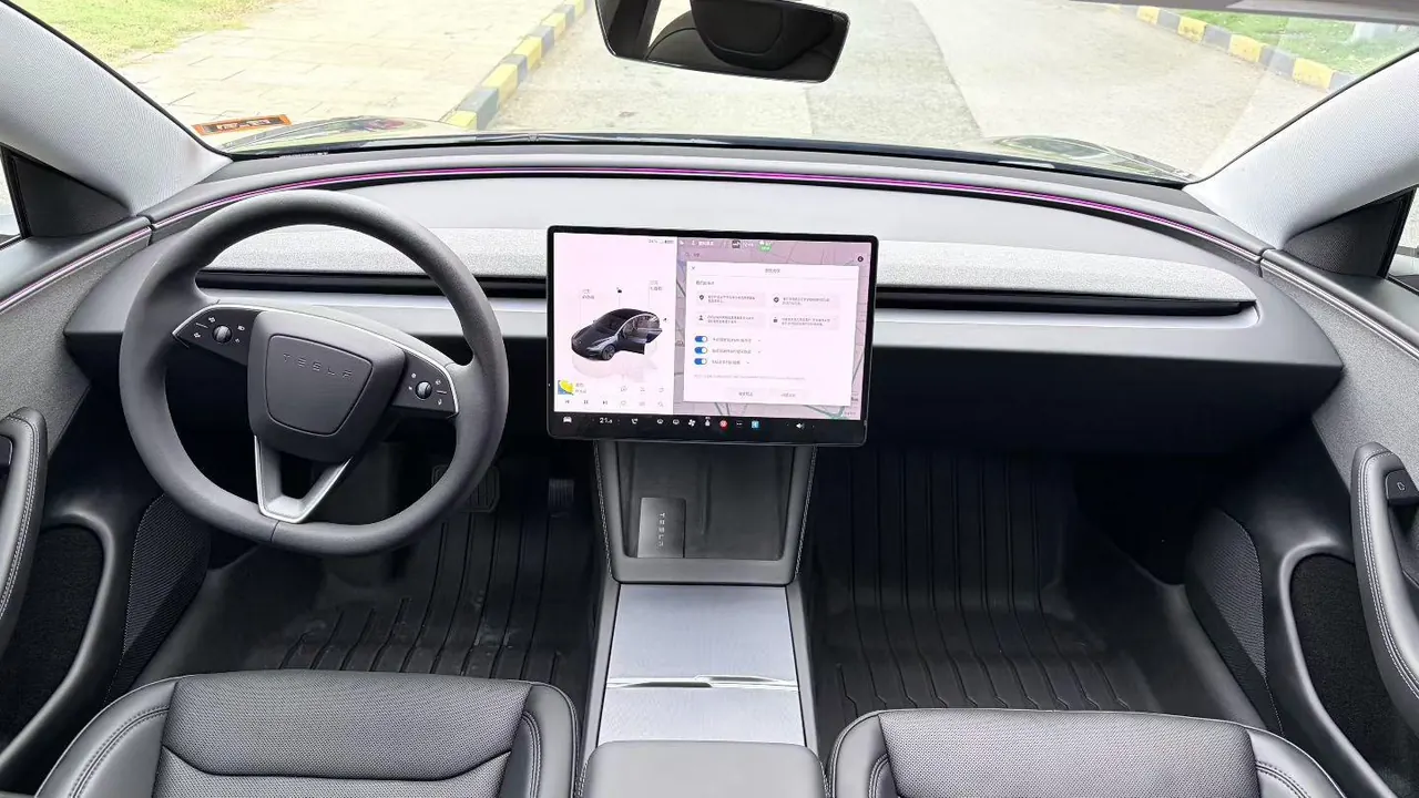 Tesla 2023 Model 3 Rejuvenation Edition Rear Wheel Drive Automatic Transmission 5