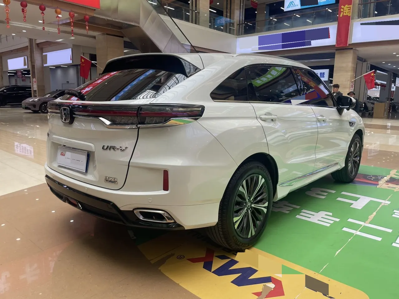 Honda 2020 UR-V 2.0T 370TURBO two-drive elegant version of automatic gear 3
