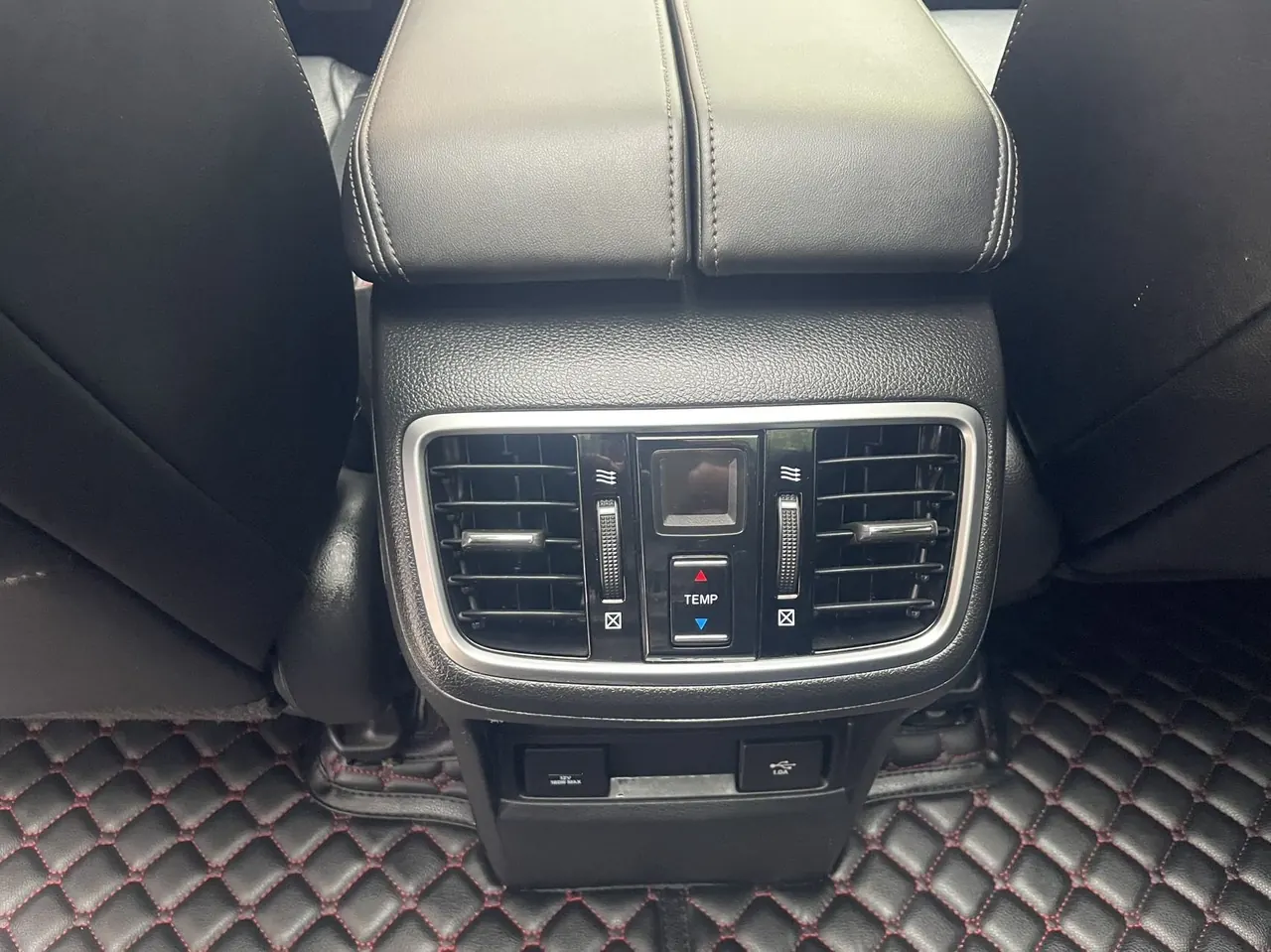 Honda 2020 UR-V 2.0T 370TURBO two-drive elegant version of automatic gear 6