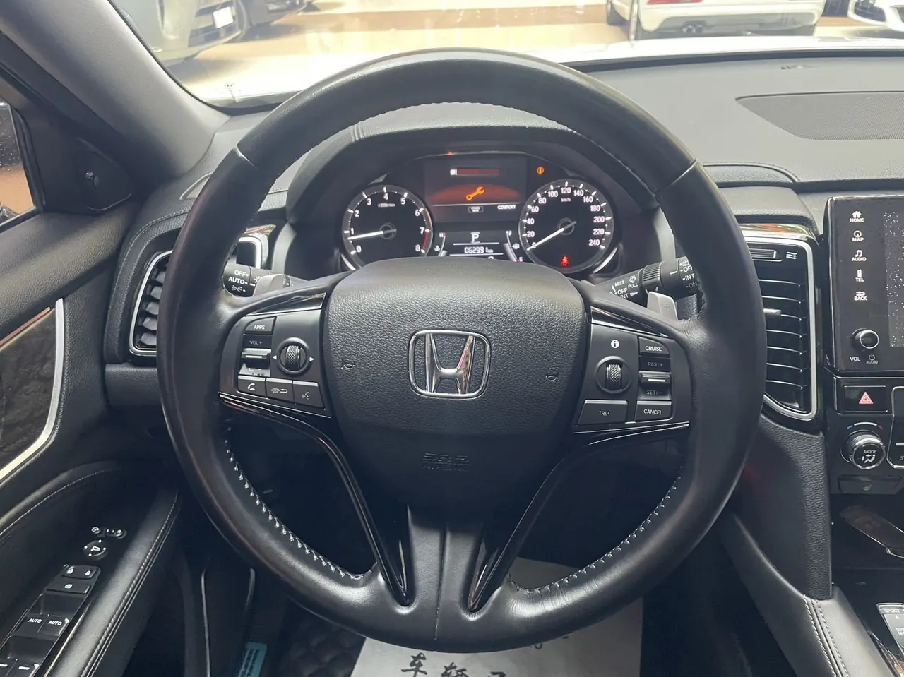 Honda 2020 UR-V 2.0T 370TURBO two-drive elegant version of automatic gear 8
