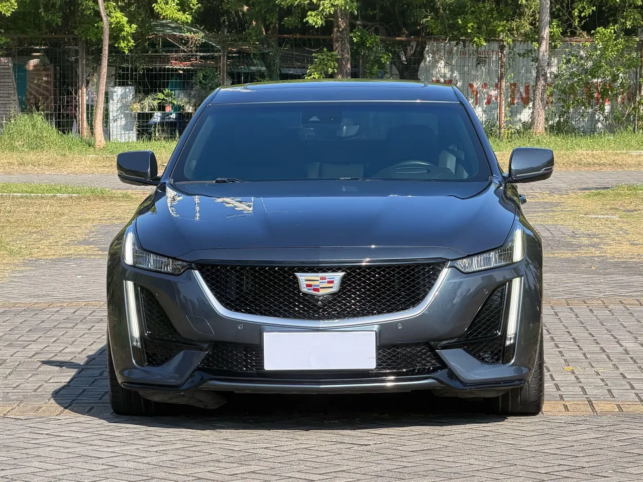 Cadillac 2020 CT5 2.0T 28T Platinum Sports Edition Automatic Gear 2