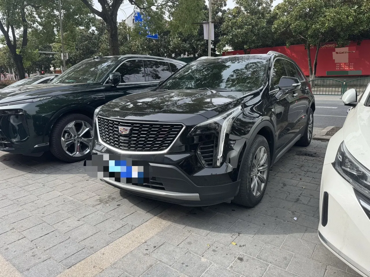 Cadillac 2021 XT4 2.0T 28T Two-Drive Leading Automatic Gear - View 1