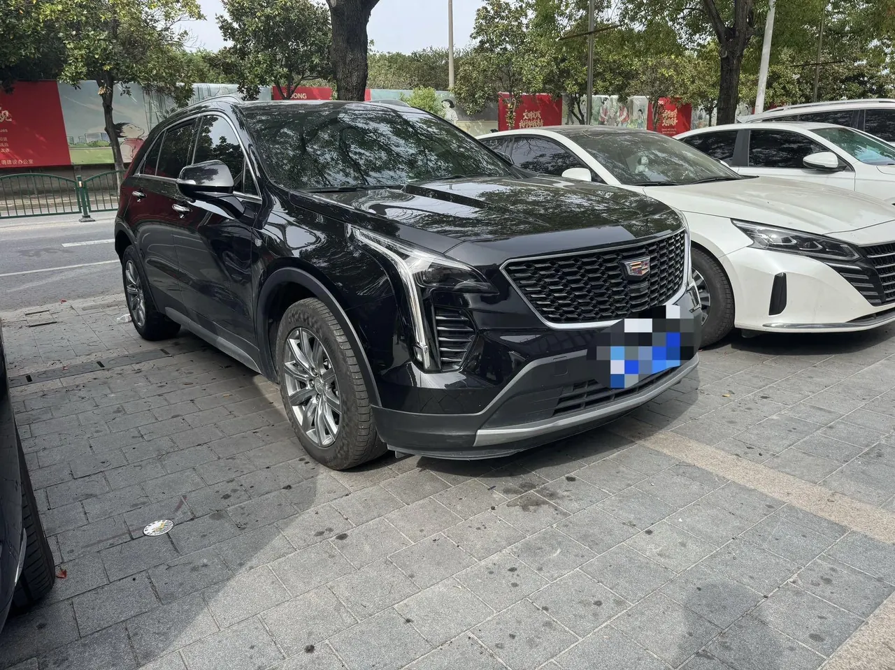 Cadillac 2021 XT4 2.0T 28T Two-Drive Leading Automatic Gear 3