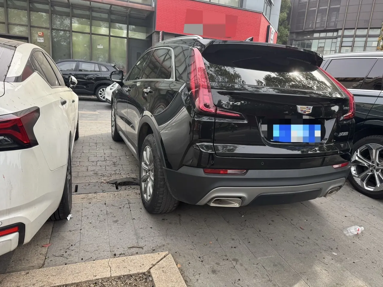 Cadillac 2021 XT4 2.0T 28T Two-Drive Leading Automatic Gear 6