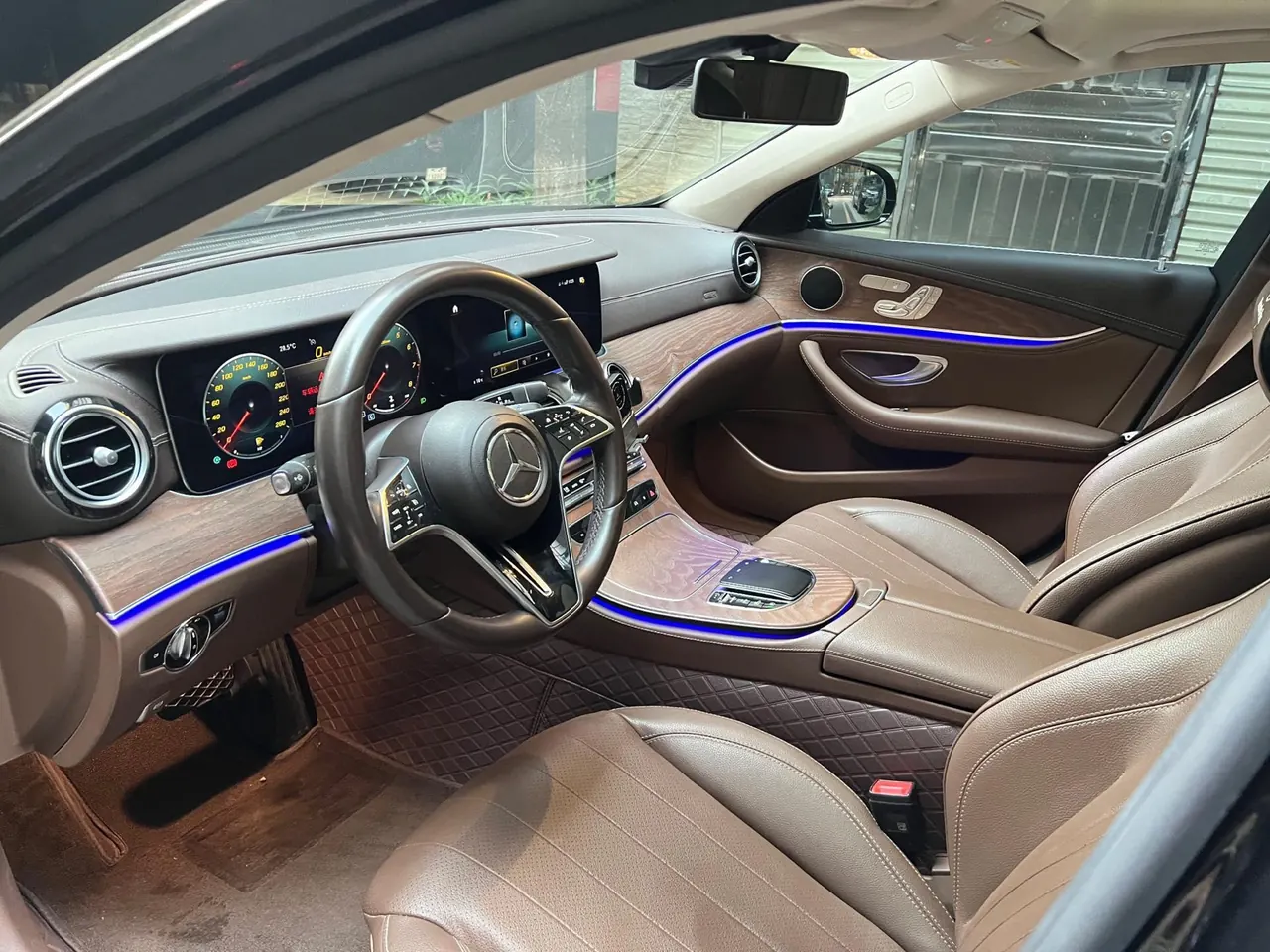 Mercedes Benz E-Class 2023 E 300 L 2.0T Fashion Automatic Gear 3
