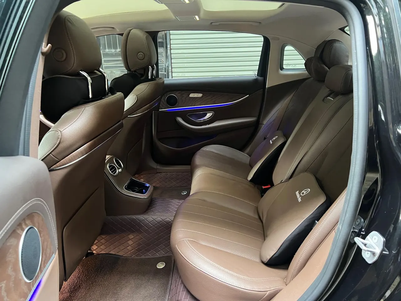 Mercedes Benz E-Class 2023 E 300 L 2.0T Fashion Automatic Gear 4
