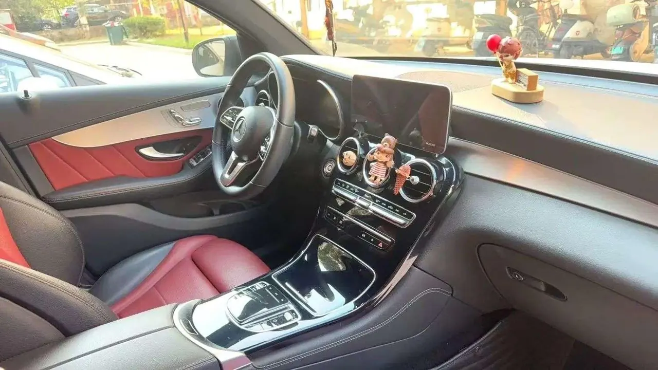 Mercedes Benz 2020 GLC 260 L 4MATIC 2.0T Dynamic Automatic 4