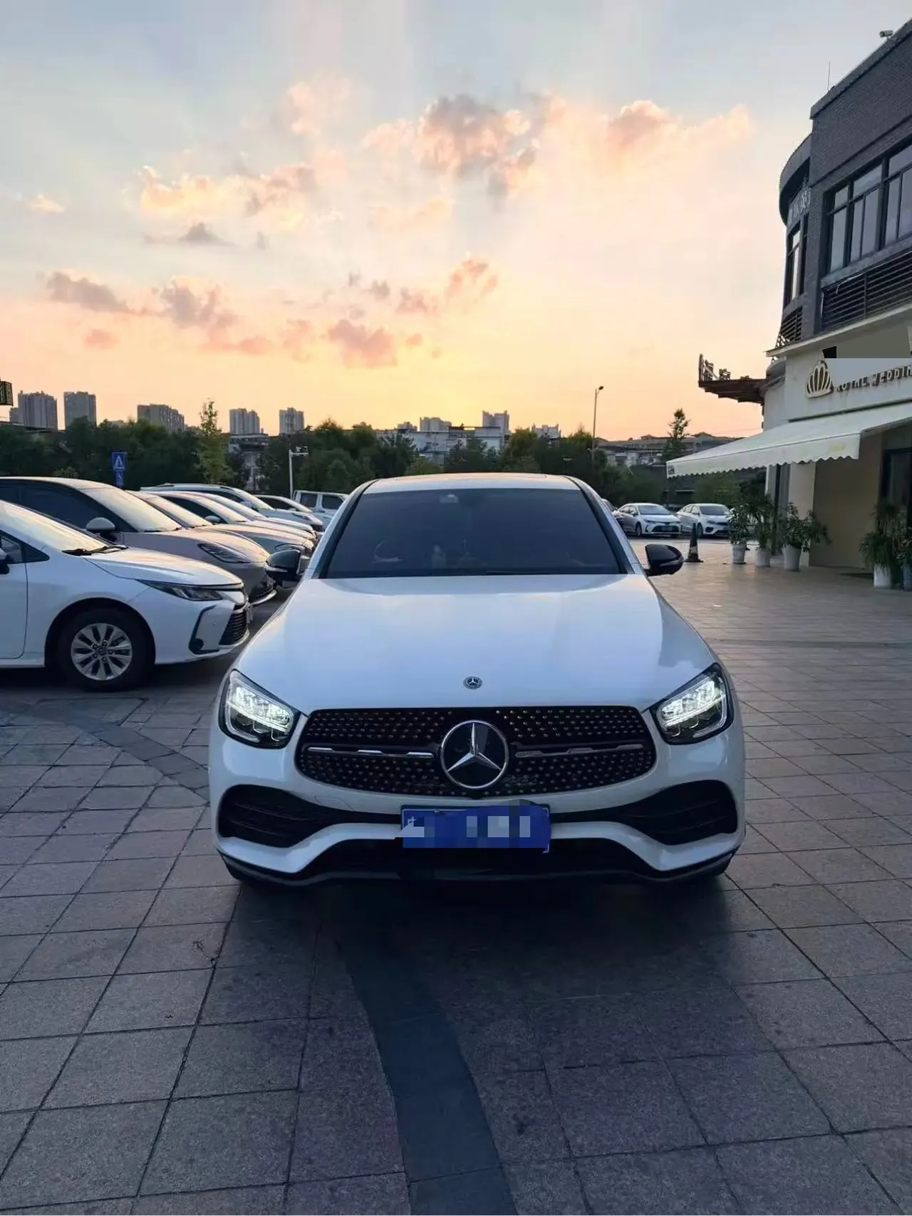 Mercedes Benz GLC (Imported) 2020 GLC 260 Coupe 4MATIC 2.0T Automatic 3