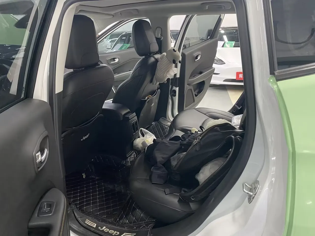 Jeep 2020 Guide 1.3T 220T Elite Automatic Gear 2