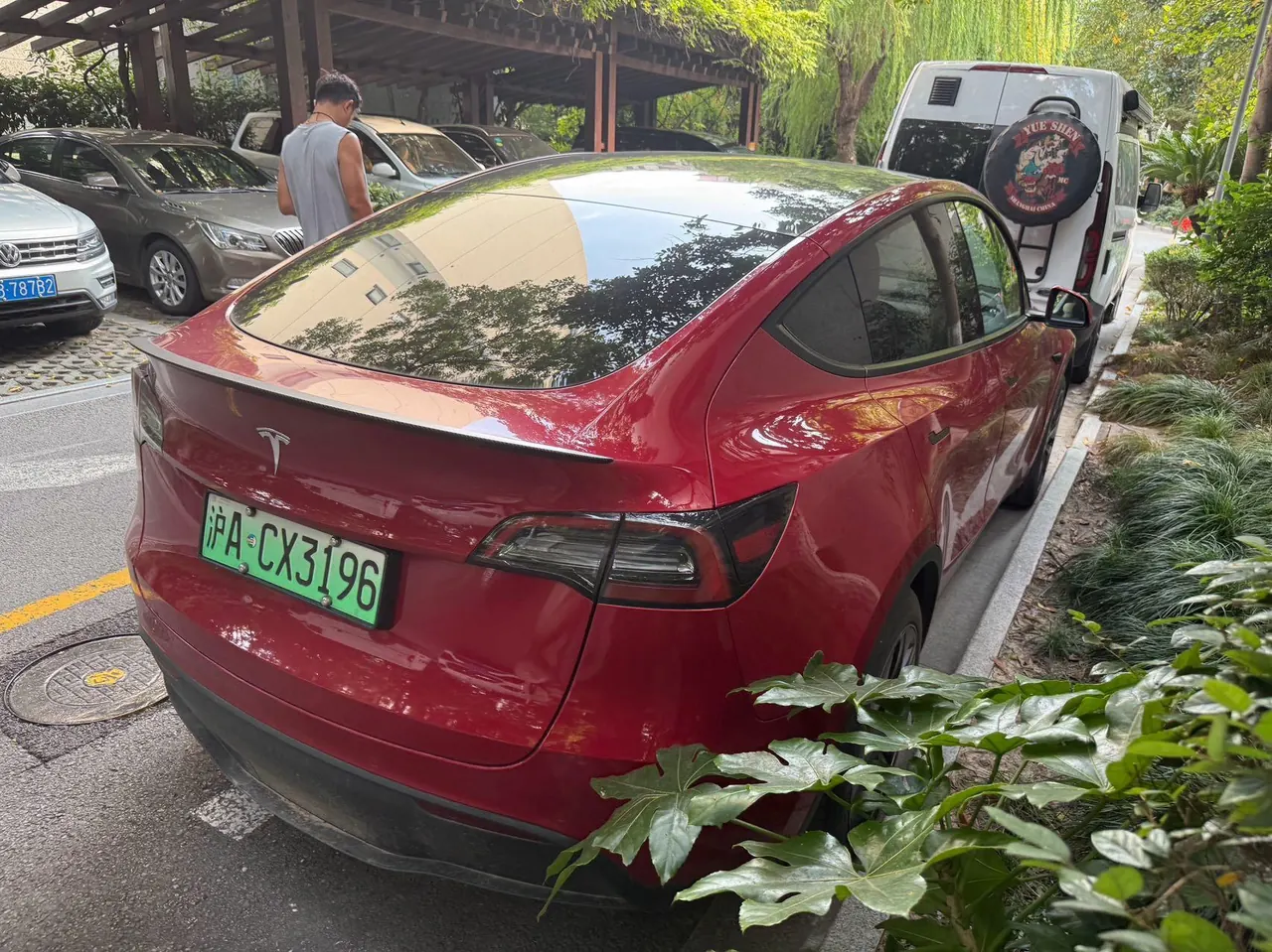 Tesla 2023 Model Y rear-wheel drive version automatic transmission 2